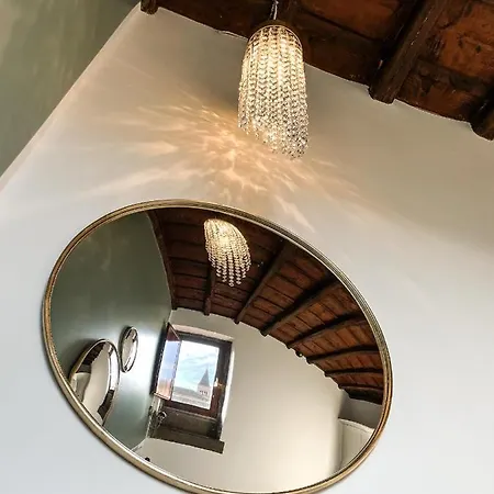 Domuslu' - Casa Di Charme Nel Cuore Di Apartment